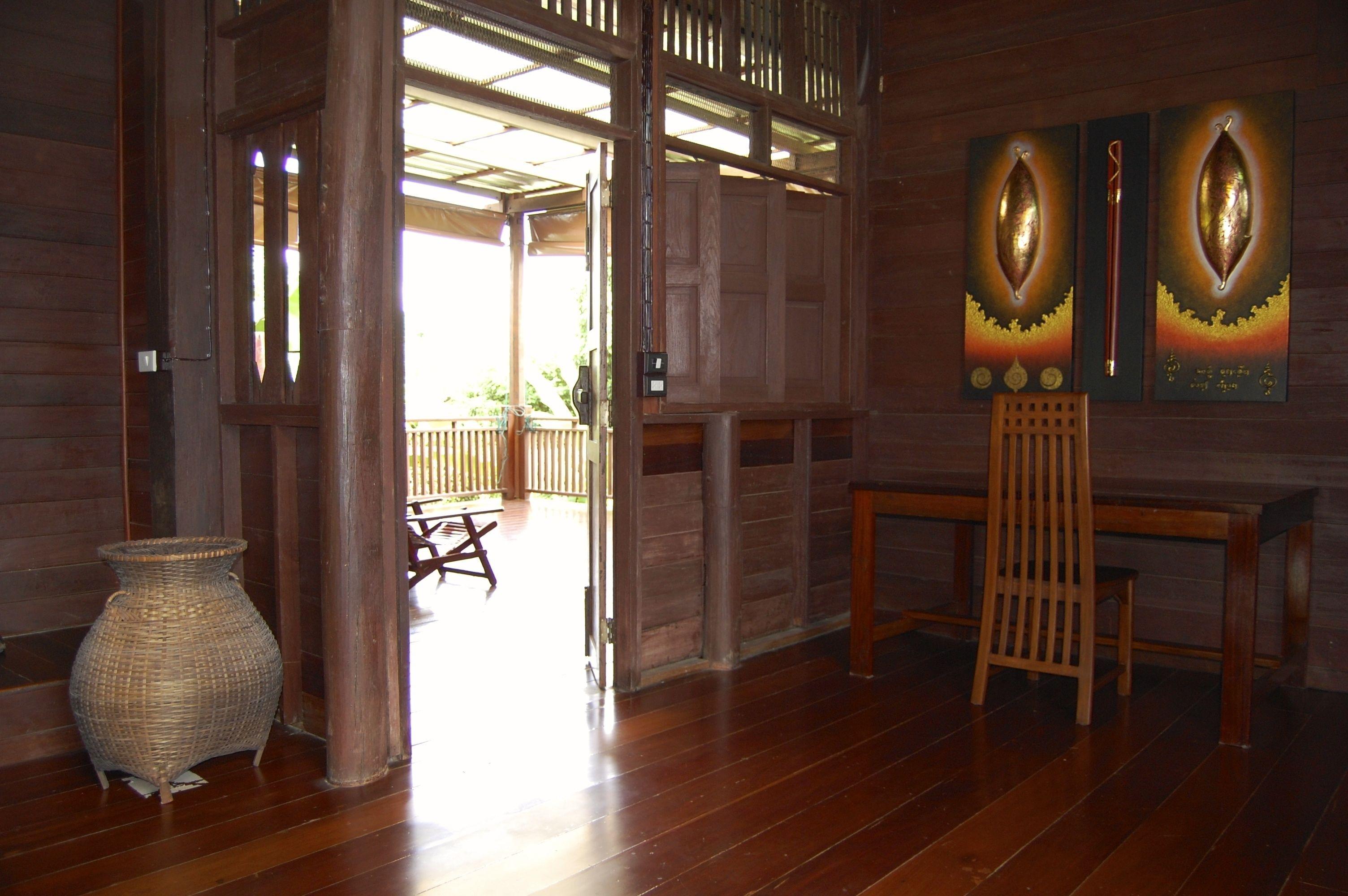 Swiss-Lanna Lodge - Chiang Mai — Photos 1